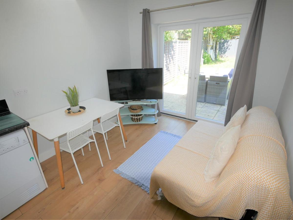 Turay Court Holiday Apartments Bournemouth Zewnętrze zdjęcie